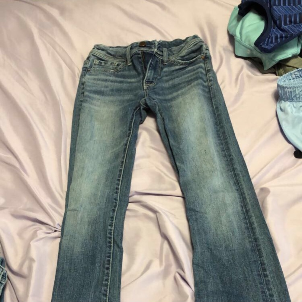 Buckle (Bke) jeans